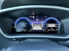 Toyota Corolla thumbnail 10