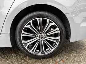 Toyota Corolla thumbnail 36