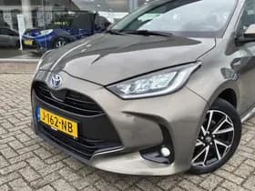 Toyota Yaris thumbnail 2