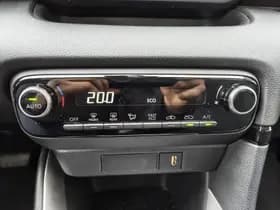 Toyota Yaris thumbnail 19