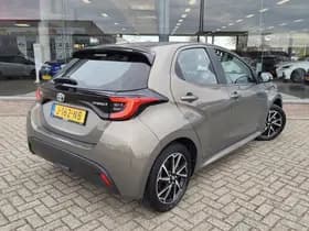 Toyota Yaris thumbnail 4