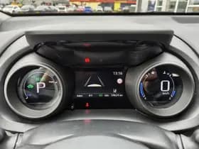 Toyota Yaris thumbnail 10