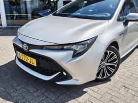 Toyota Corolla thumbnail 2