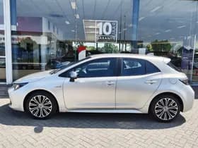 Toyota Corolla thumbnail 3