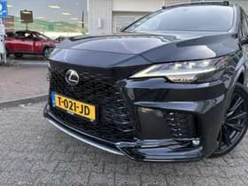 Lexus RX thumbnail 2