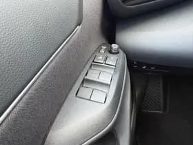 Toyota Yaris Cross thumbnail 23