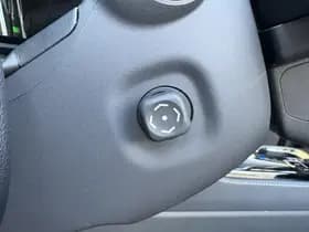 Lexus NX thumbnail 28