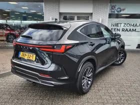 Lexus NX thumbnail 4