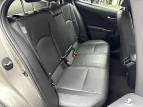 Lexus UX thumbnail 36