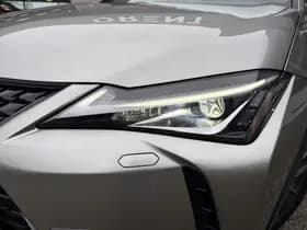 Lexus UX thumbnail 42