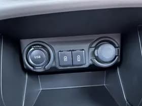 Suzuki Swift thumbnail 23
