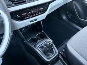 Suzuki Swift thumbnail 24
