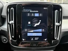 Volvo XC40 thumbnail 21