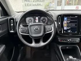Volvo XC40 thumbnail 9