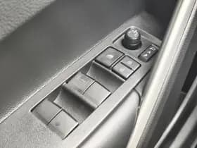 Toyota Corolla thumbnail 23