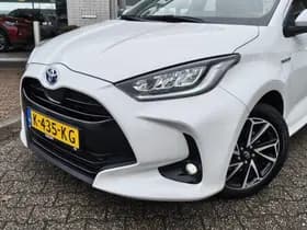 Toyota Yaris thumbnail 2