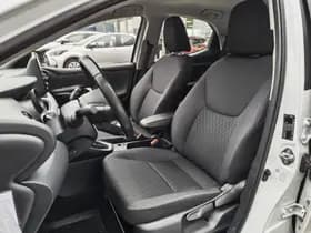 Toyota Yaris thumbnail 24