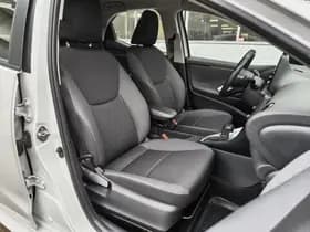Toyota Yaris thumbnail 25