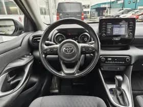 Toyota Yaris thumbnail 7