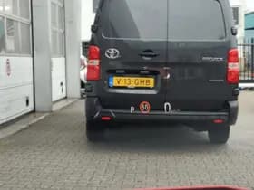 Toyota Yaris thumbnail 12