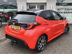 Toyota Yaris thumbnail 4