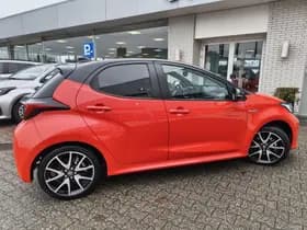 Toyota Yaris thumbnail 5