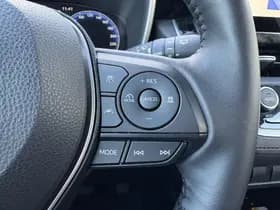 Toyota Corolla thumbnail 12