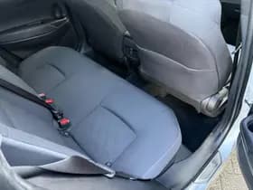 Toyota Corolla thumbnail 30