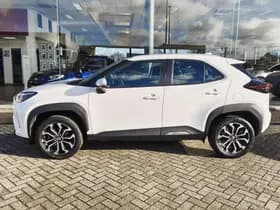 Toyota Yaris Cross thumbnail 3