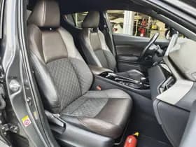 Toyota C-HR thumbnail 30