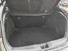 Toyota C-HR thumbnail 33