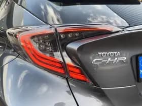 Toyota C-HR thumbnail 36