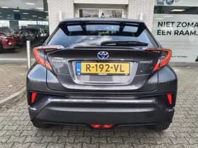 Toyota C-HR thumbnail 7