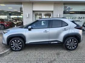 Toyota Yaris Cross thumbnail 3