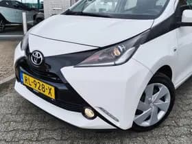 Toyota Aygo thumbnail 2