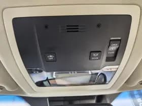 Lexus NX thumbnail 34