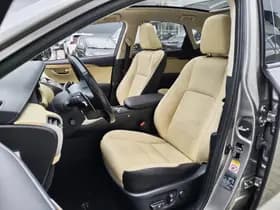 Lexus NX thumbnail 35