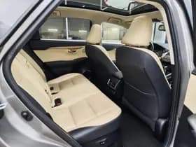 Lexus NX thumbnail 38