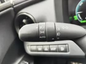 Toyota C-HR thumbnail 11