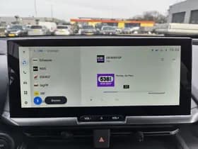 Toyota C-HR thumbnail 15