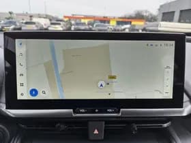 Toyota C-HR thumbnail 16