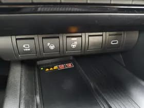 Toyota C-HR thumbnail 21