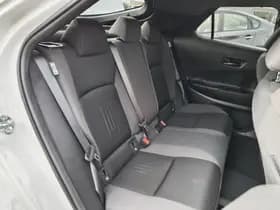 Toyota C-HR thumbnail 32
