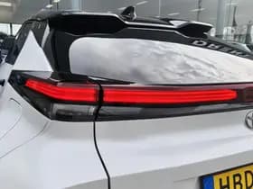 Toyota C-HR thumbnail 38