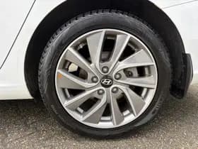Hyundai i30 thumbnail 39