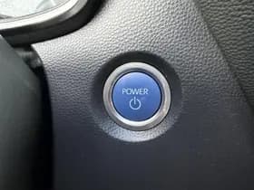 Toyota Corolla thumbnail 14