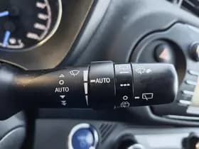 Toyota Yaris thumbnail 14
