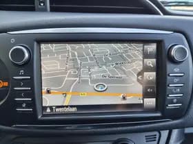 Toyota Yaris thumbnail 18