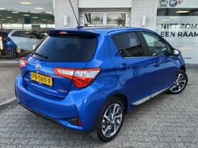 Toyota Yaris thumbnail 4