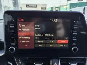 Toyota C-HR thumbnail 17